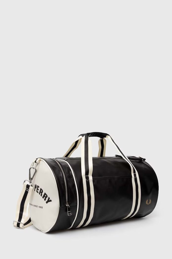 fred perry Чанта Classic Barrel Bag в черно L7255.D57
