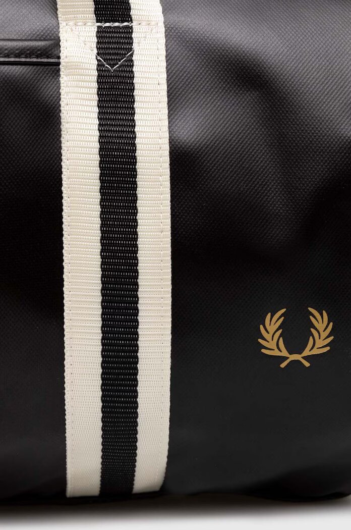 fred perry Чанта Classic Barrel Bag в черно L7255.D57