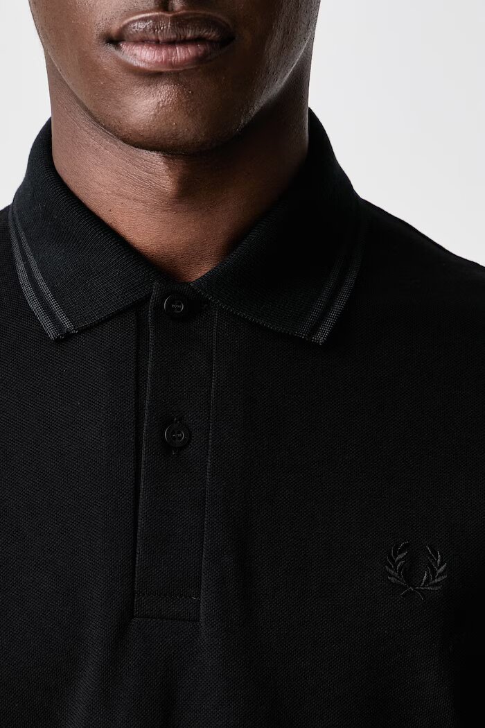 fred perry тениска мъжка от памук черна M12