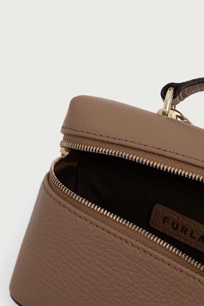 Furla чанта crossbody дамска от кожа Camelia Micro кафява WE00625.HSF000.4489S