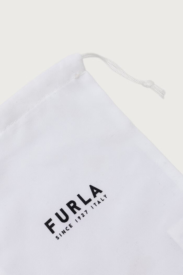 Furla ключодържател дамски от кожа Allegra Penguin Case Charm WK00649.BX4648.4314S