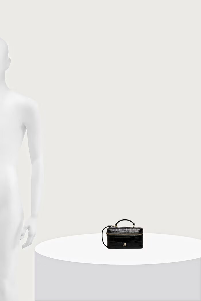 Furla козметична чанта дамска от кожа Camelia Micro черна WE00625.BX4255.O6000