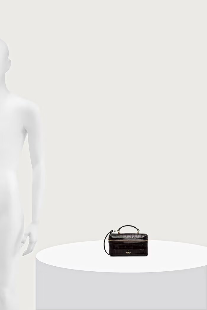 Furla козметична чанта дамска от кожа Camelia Micro кафява WE00625.BX4255.2460S