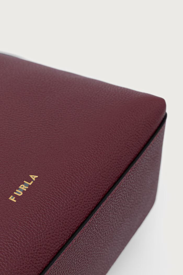 Furla структурирана чанта дамска от кожа Moonlight S Top Handle бордо WB01882.BX3036.4908S