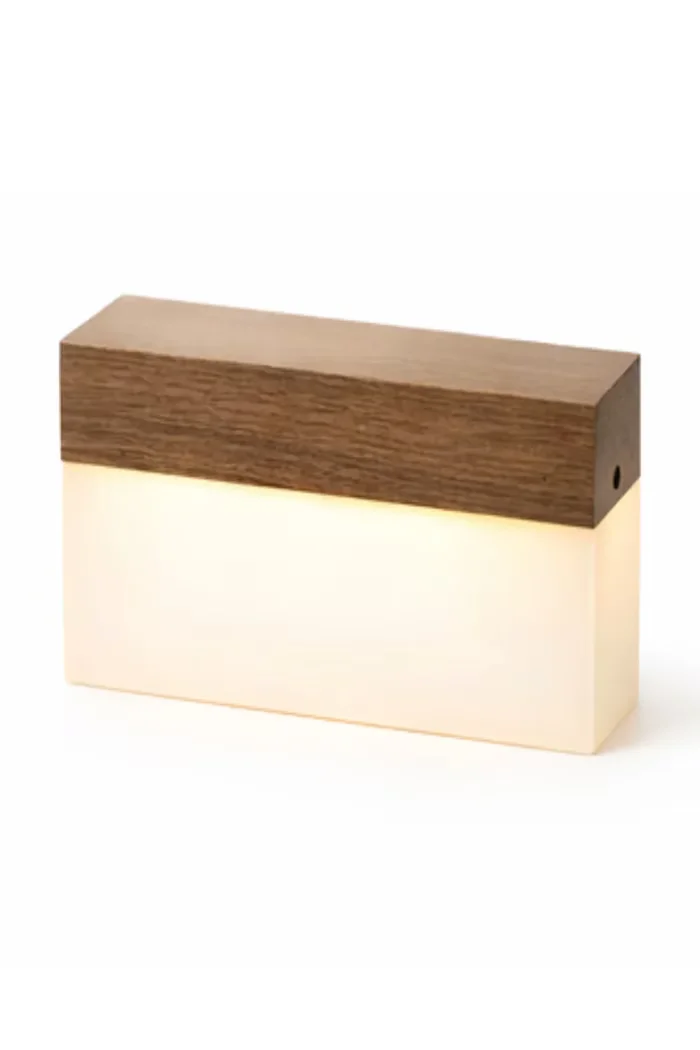 Gingko Design малка LED лампа от орехова дървесина 8 x 25 x 66 cm G082WT