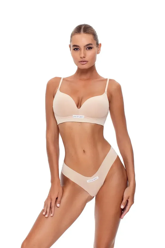 god save queens Сутиен SECOND SKIN BRA WIRE-FREE в бежово с изчистен дизайн GSQ-135-114