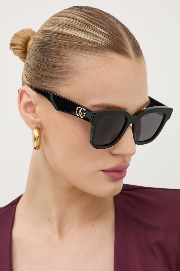 Gucci Слънчеви очила в черно GG0998S