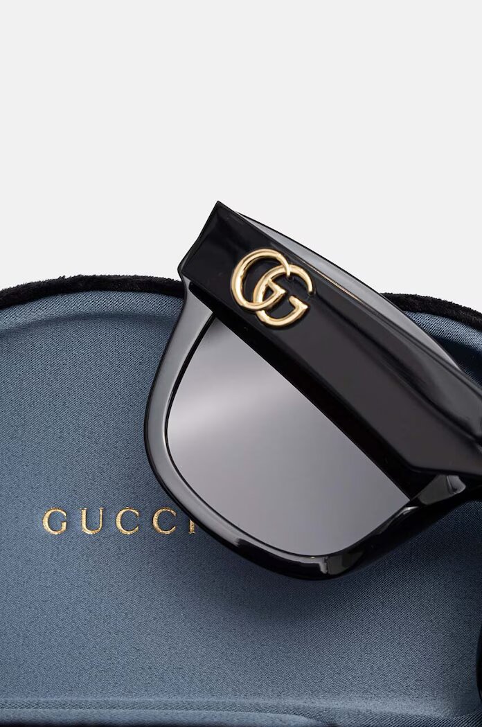 Gucci Слънчеви очила в черно GG0998S