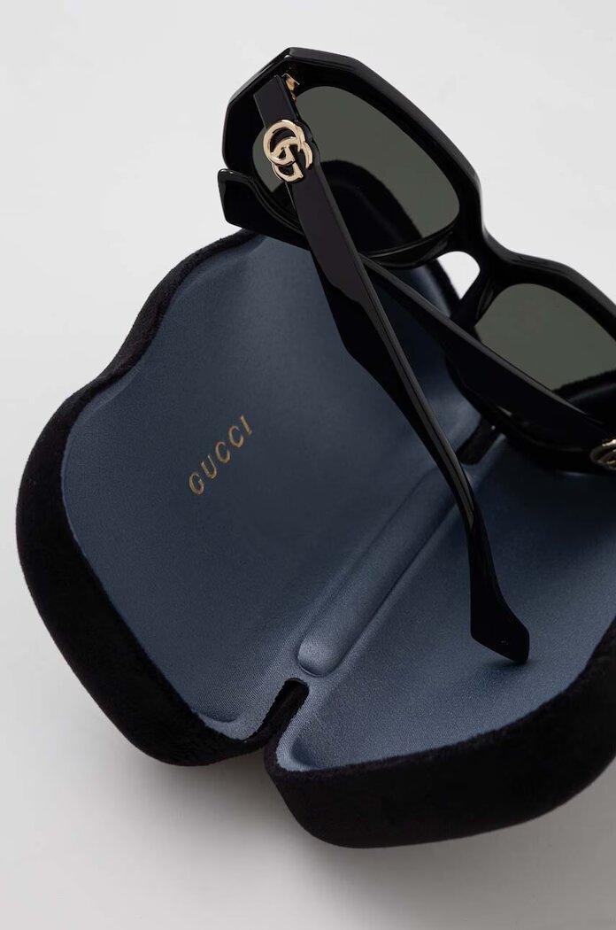 Gucci Слънчеви очила в черно GG1535S