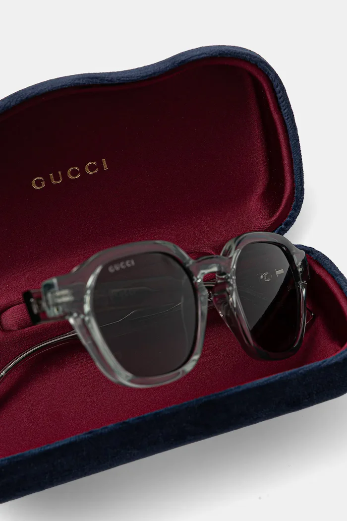 Gucci Слънчеви очила в сиво GG1730S