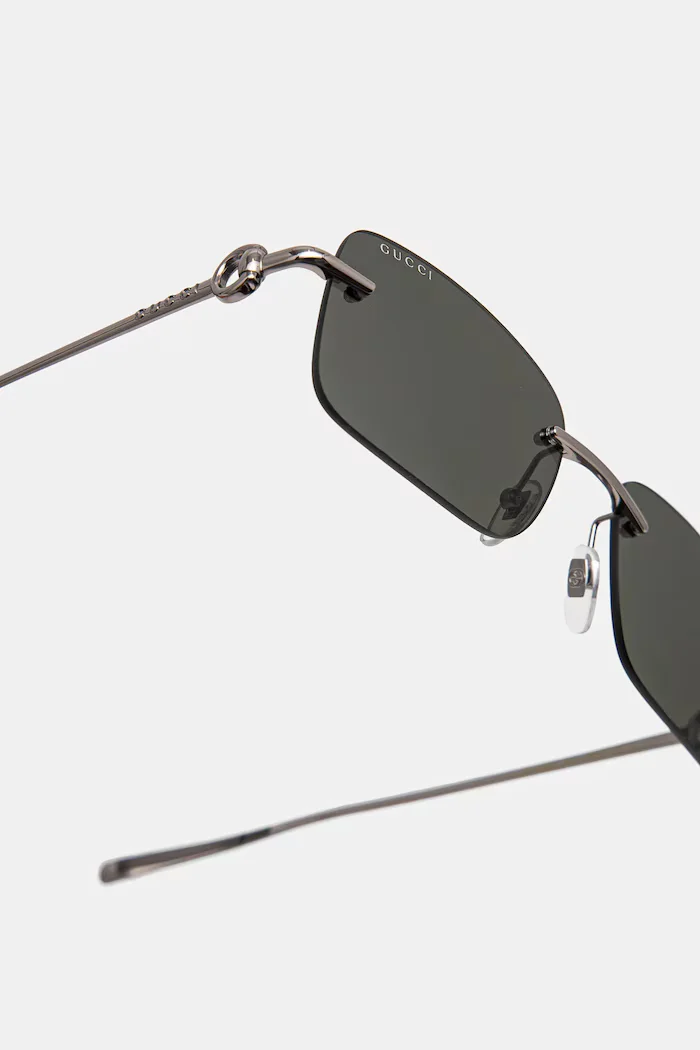 Gucci Слънчеви очила в сребристо GG1703S