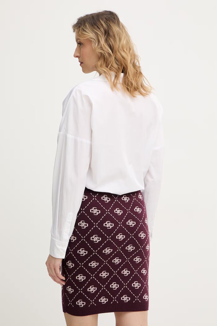 GUESS Боди с коприна CARMELA в бяло със свободна кройка с класическа яка W6RH61 WJ782