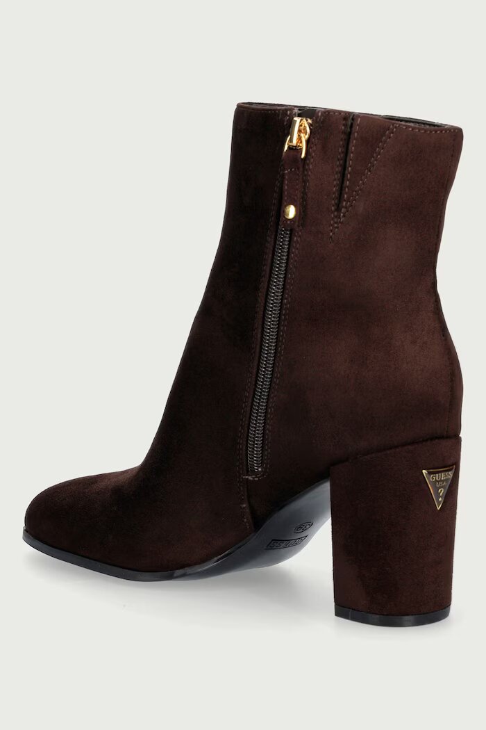 GUESS боти с дебел ток дамски BERKLIE кафяви FLFBER SUE10
