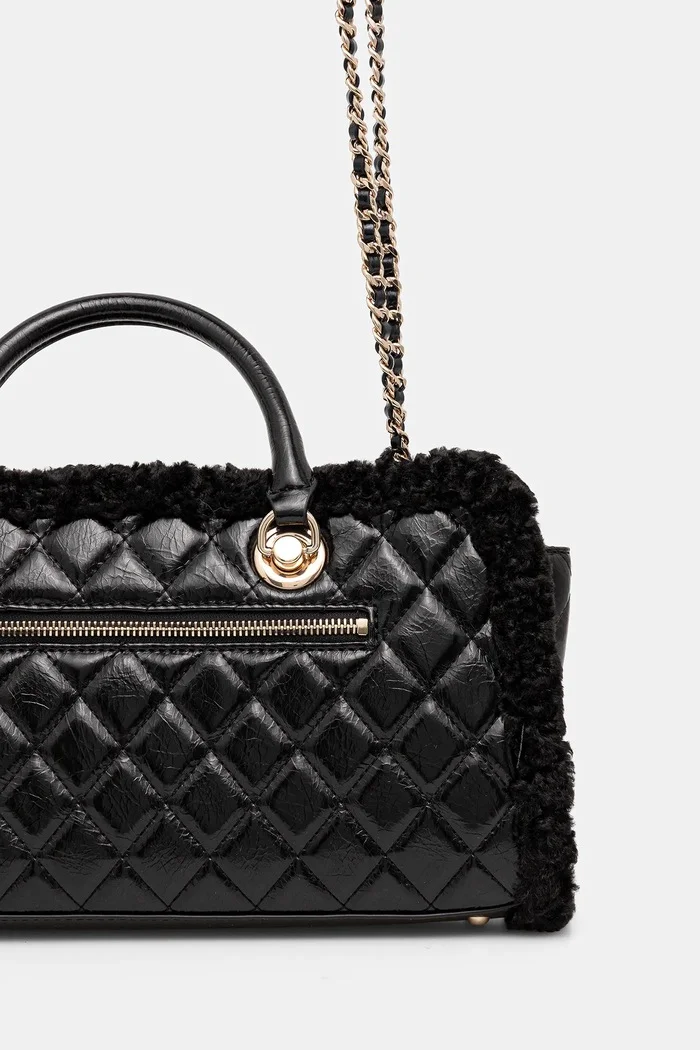 GUESS Чанта CRISTI в черно HWTG81 39090