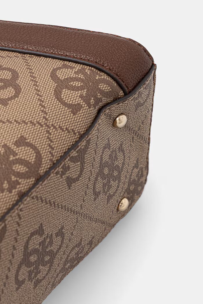 GUESS Чанта KARNILLA в бежово HWOS99 01220
