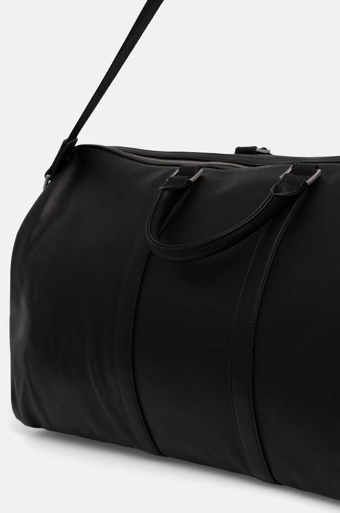 GUESS Чанта PISA 55 x 31 x 24 cm в черно TMECSA.P3135