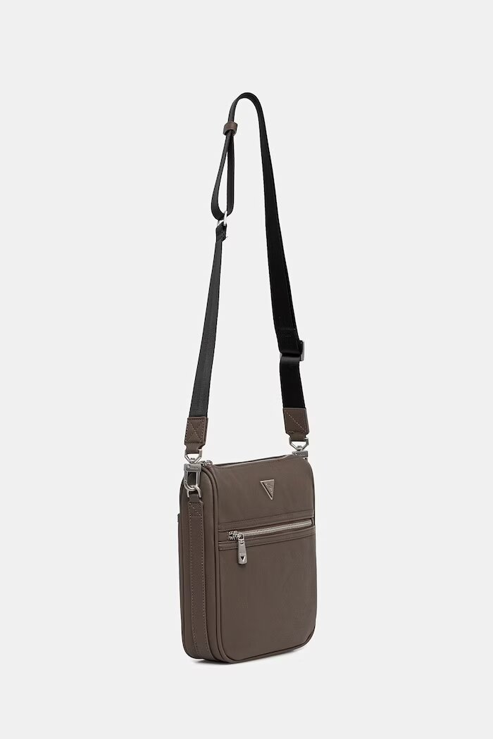 GUESS Чанта през рамо MILANO в зелено HMMISA P5417
