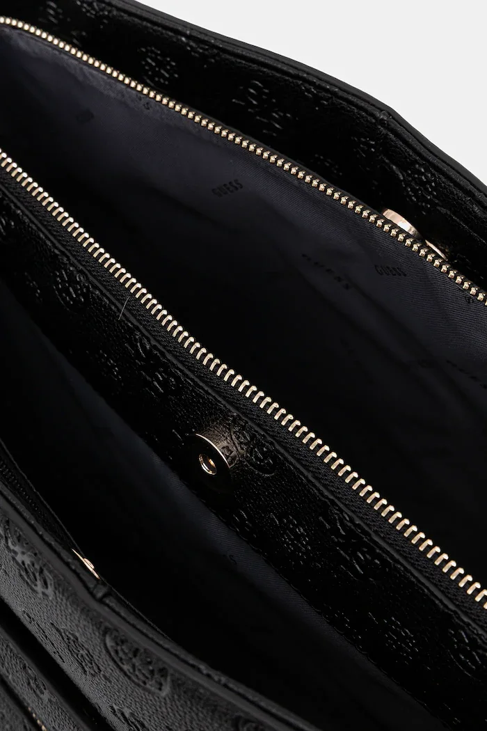 GUESS Чанта SALINGE в черно TWDP96 24024