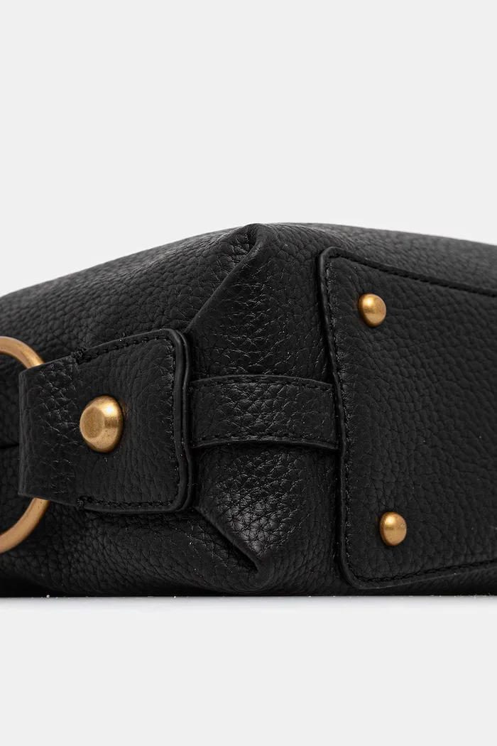 GUESS чанта тип хобо дамска от имитация на кожа CAMDEN черна HWBB93 08180