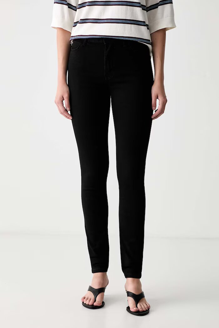 GUESS дънки skinny дамски 1981 SKINNY черни W6YA46 D1540