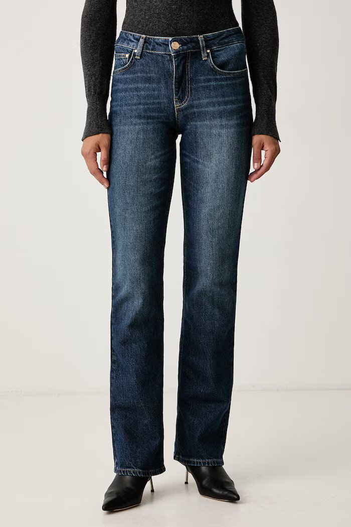 GUESS дънки straight дамски ICONIC STRAIGHT тъмносини W6BAJR D2117