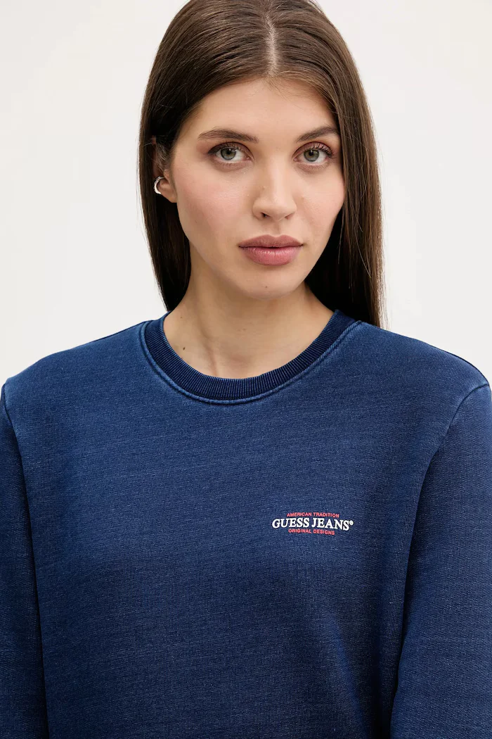 GUESS JEANS Памучен суичър в тъмносиньо с принт W5YQ22 KCXQ1