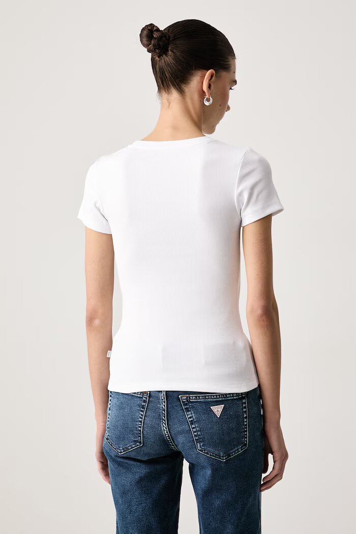 GUESS JEANS тениска дамска от памук с еластан бяла W6BP04 K5468