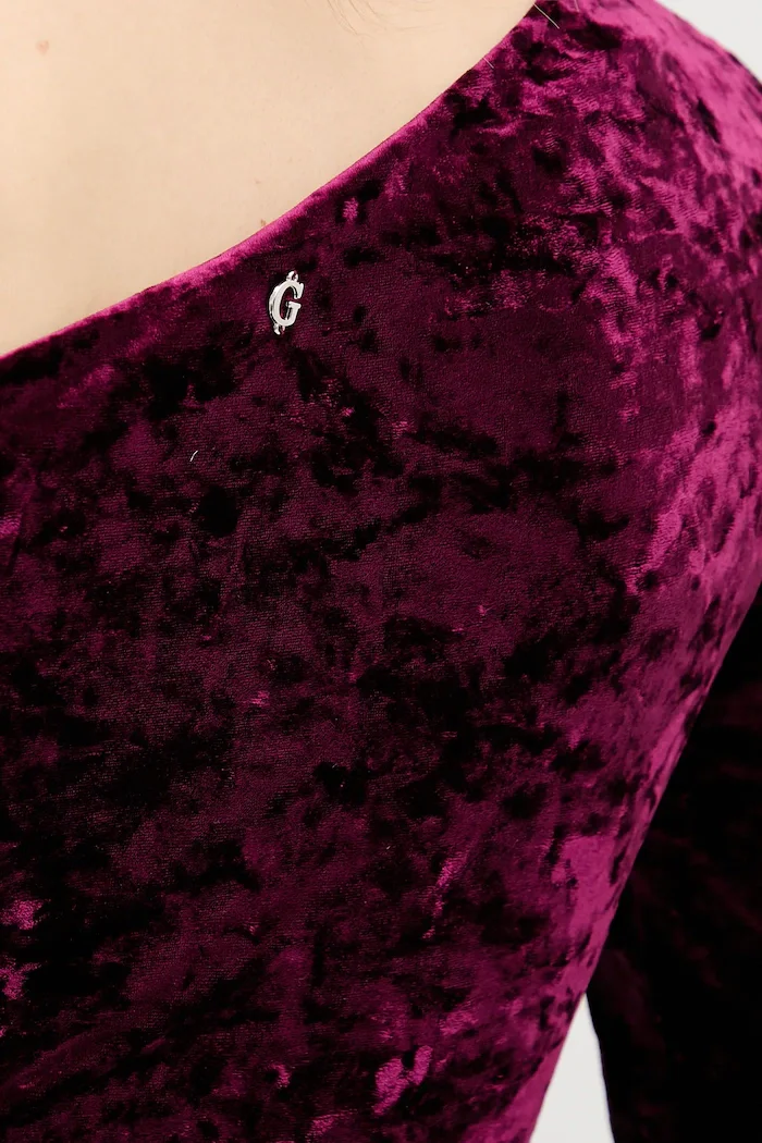 GUESS Кадифено боди в бордо с изчистен дизайн W6PP70 KJ170
