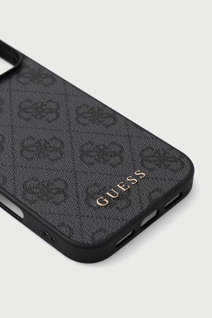 GUESS кейс за телефон iPhone 17/18 Pro Max черен GUHCP18XG4GFGR