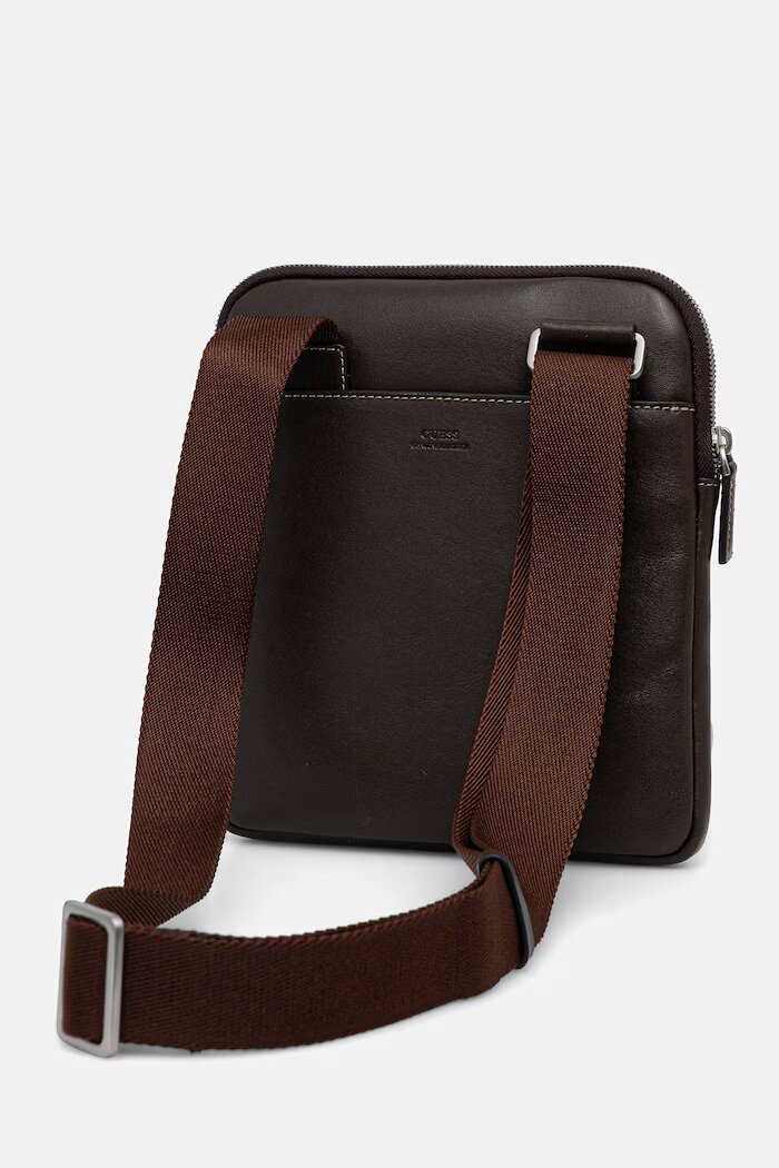 GUESS Кожена чанта през рамо FIRENZE в кафяво HMFITC P5123