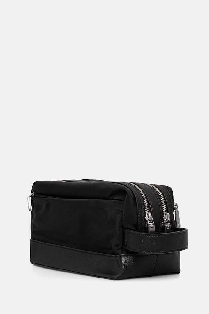 GUESS Козметична чанта BERLIN в черно PMBENY P6161
