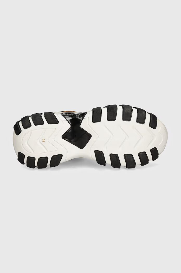 GUESS Маратонки NOWAH в черно FLTNOW ELE12