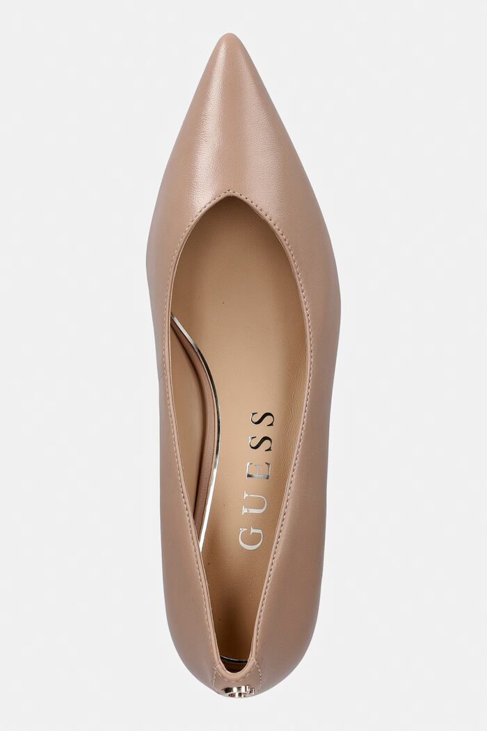 GUESS обувки с нисък ток от кожа CASEN бежови FLTCSE LEA08
