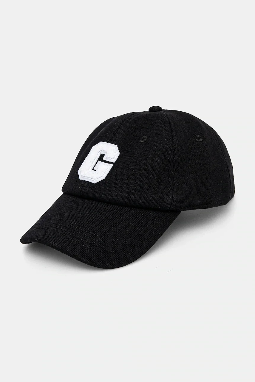 GUESS Памучна шапка с козирка