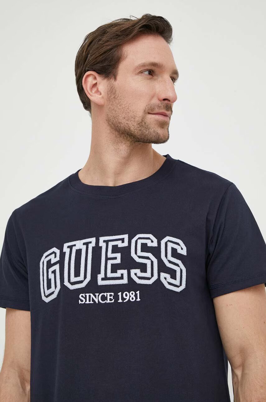 GUESS Памучна тениска