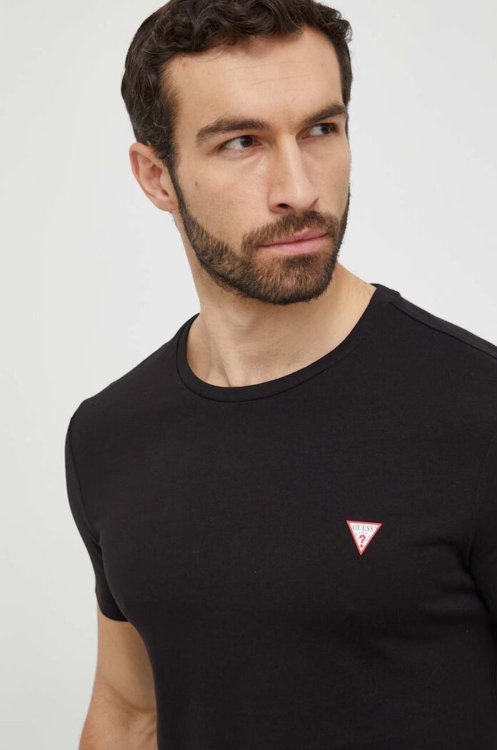 GUESS Памучна тениска в черно с изчистен дизайн M2YI36 I3Z14