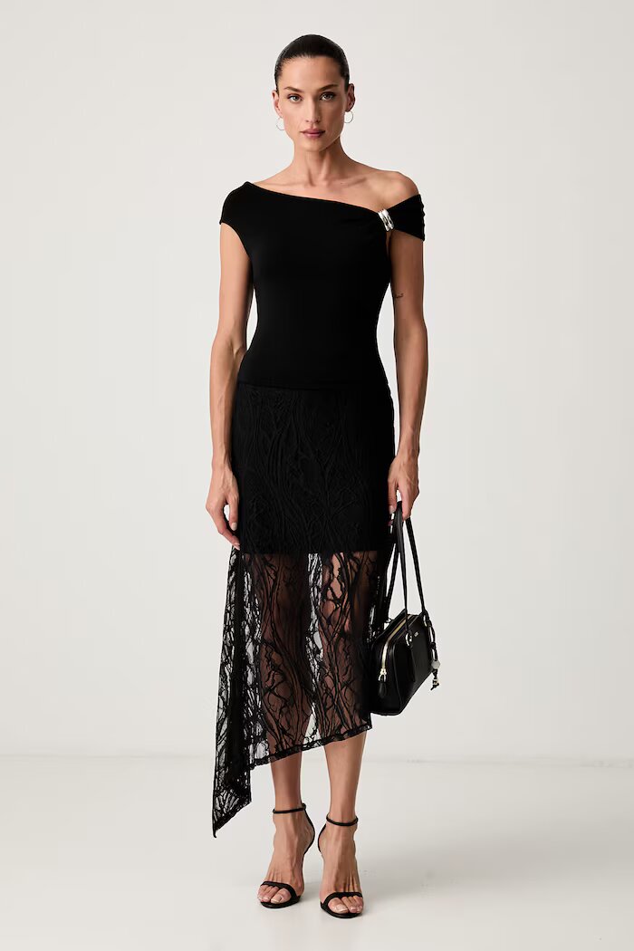 GUESS пола EVELYN черна с изчистена шарка W6YD12 K4364