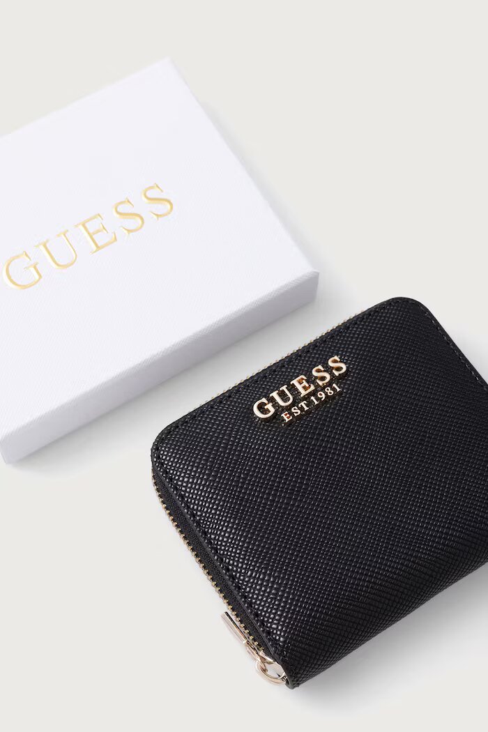 GUESS портфейл дамски от имитация на кожа DANIELLE черен SWZG22 27137