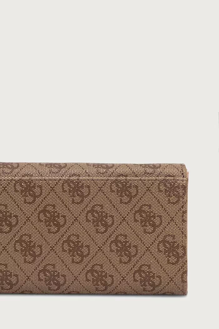 GUESS портфейл дамски от имитация на кожа YVONNE бежов SWSG23 78155