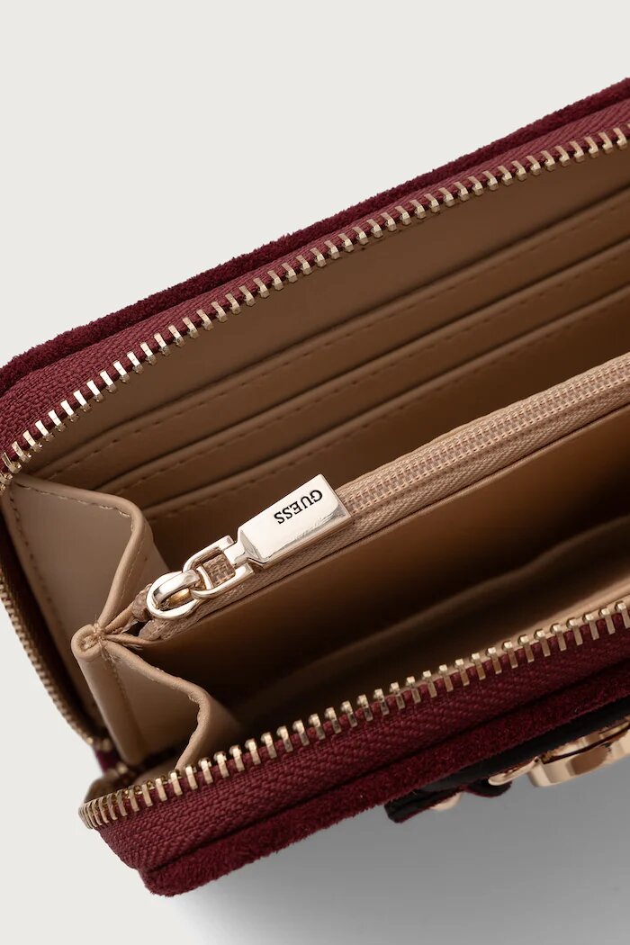 GUESS портфейл дамски SAMANTHA бордо SWJG23 13140