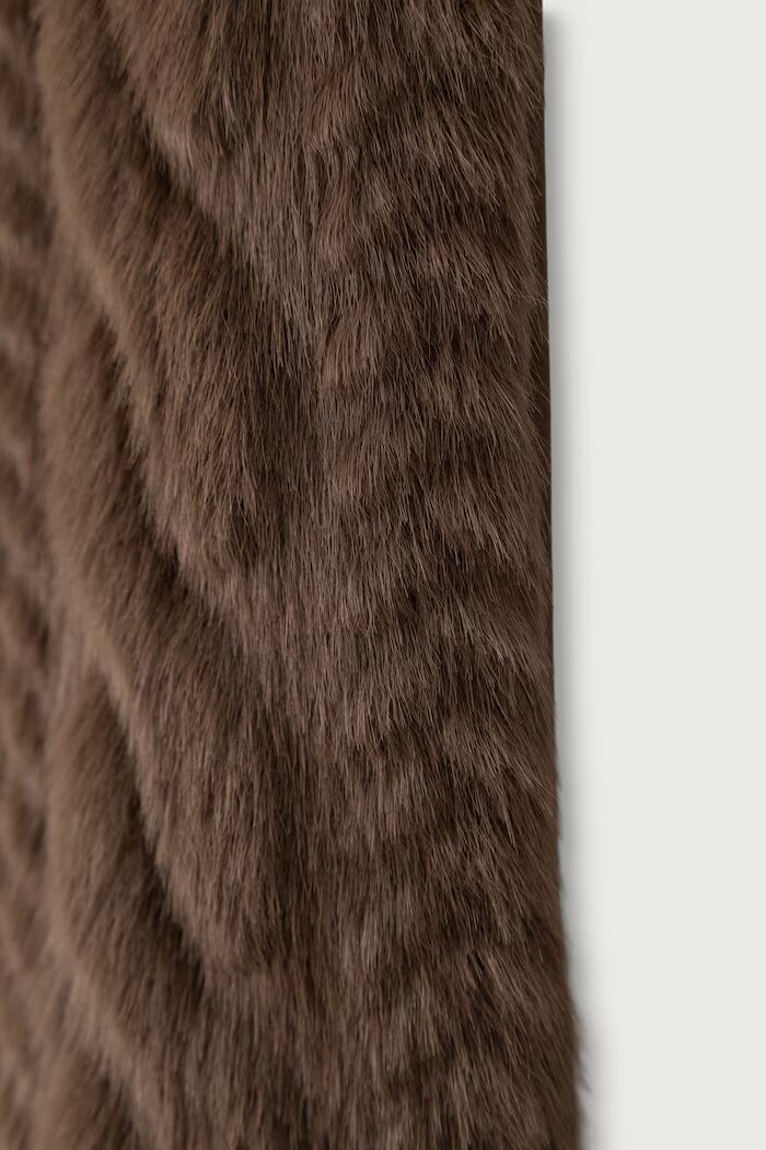 GUESS шал дамски ILDE кафяв W6BZ13 W4360