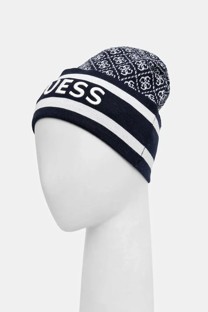 GUESS Шапка SEVYN в тъмносиньо W4BZ21 Z3JD2