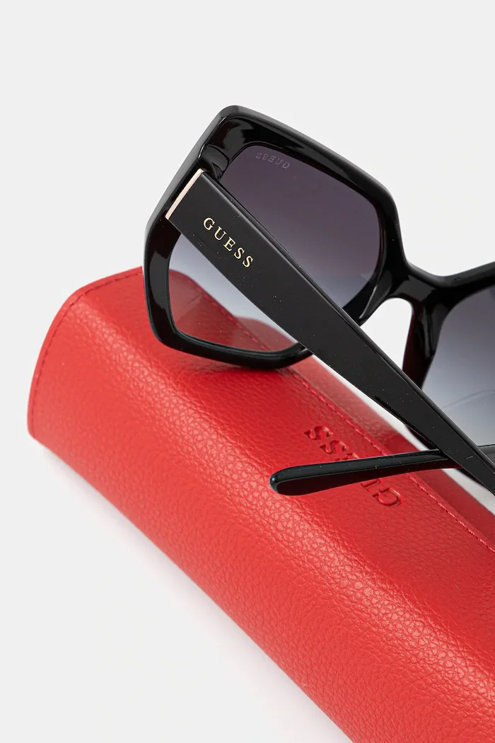 GUESS Слънчеви очила в черно GU00154_5501B