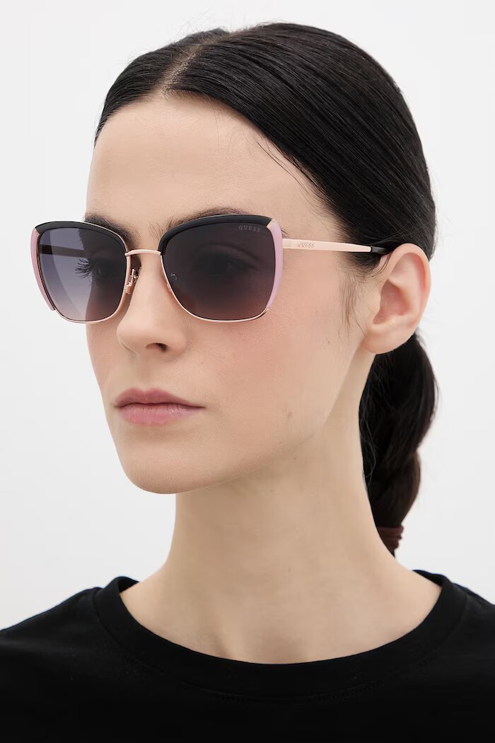 GUESS Слънчеви очила в черно GU00218_5705B