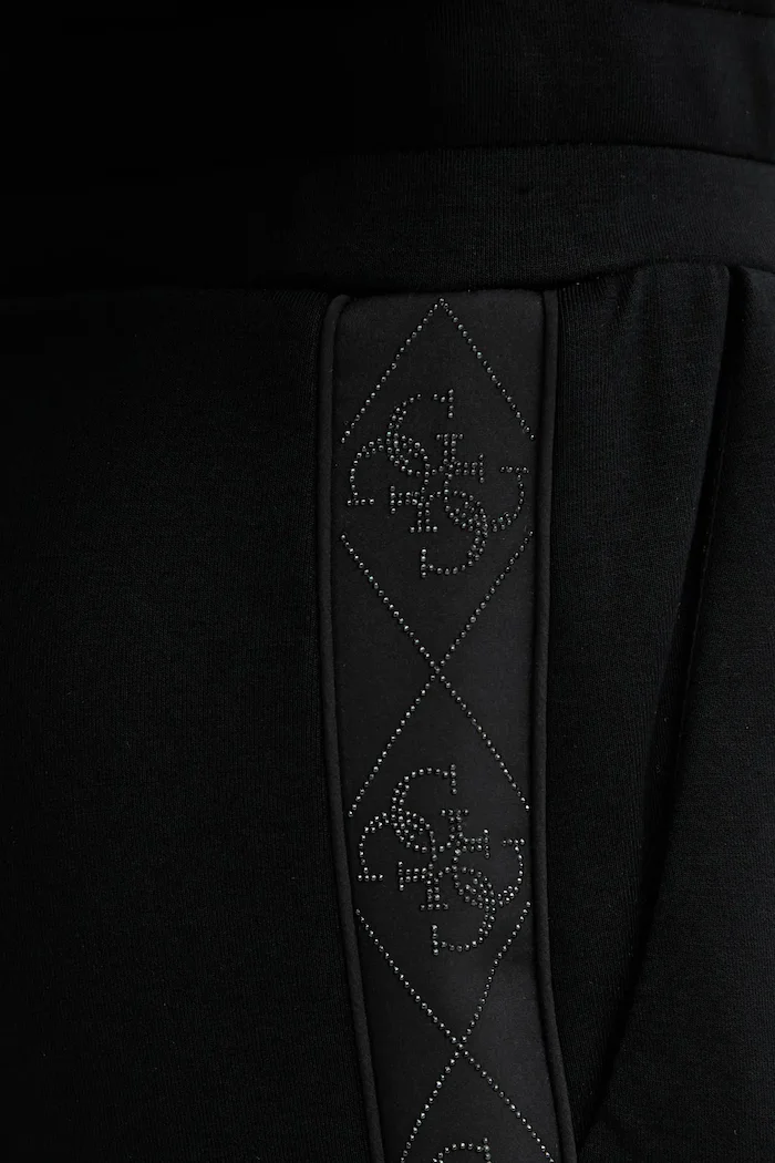 GUESS Спортен панталон NEW VICTOIRE в черно с апликация W5YB11 KBYE2