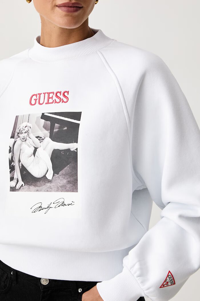 GUESS суичър дамски с памук x MARILYN MONROE бял W6BQ19 K6978