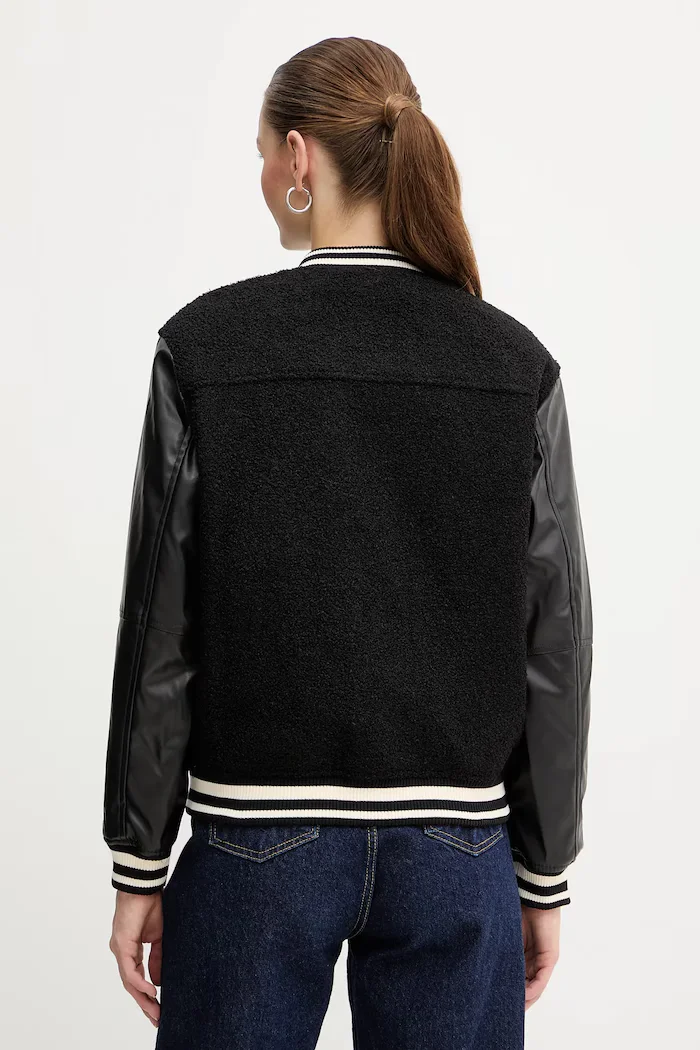 GUESS Яке DANIELLE в черно преходен модел W5BL27 W2392