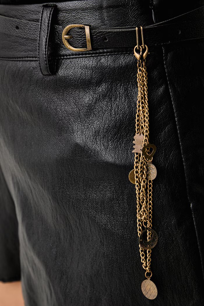 Haveone къс панталон дамски от имитация на кожа черен с висока талия PMA.R040