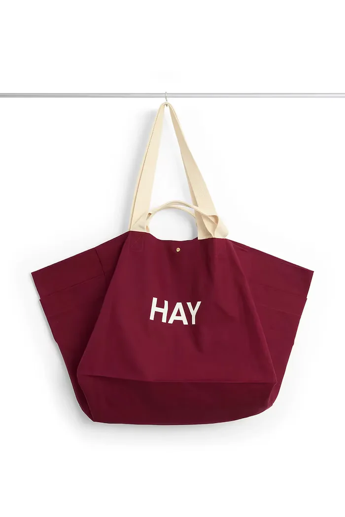 HAY Чанта Weekend Bag L/38 x 53 x 37 cm в бордо