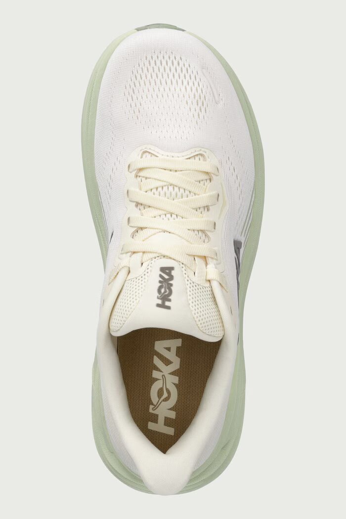 Hoka обувки за бягане дамски Clifton 11 бежови 1176573
